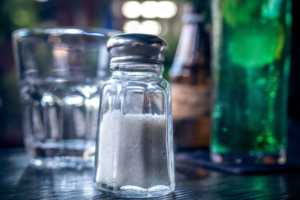 Reducing salt intake, should you care? Advantages and disdvantes of salt intake for your health