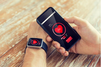 Wearables, weighing health benefits and risks